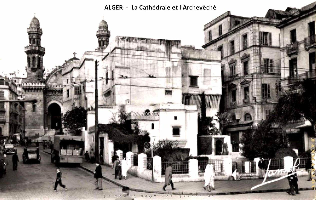 Alger - Cathedrale et Archeveche.jpg